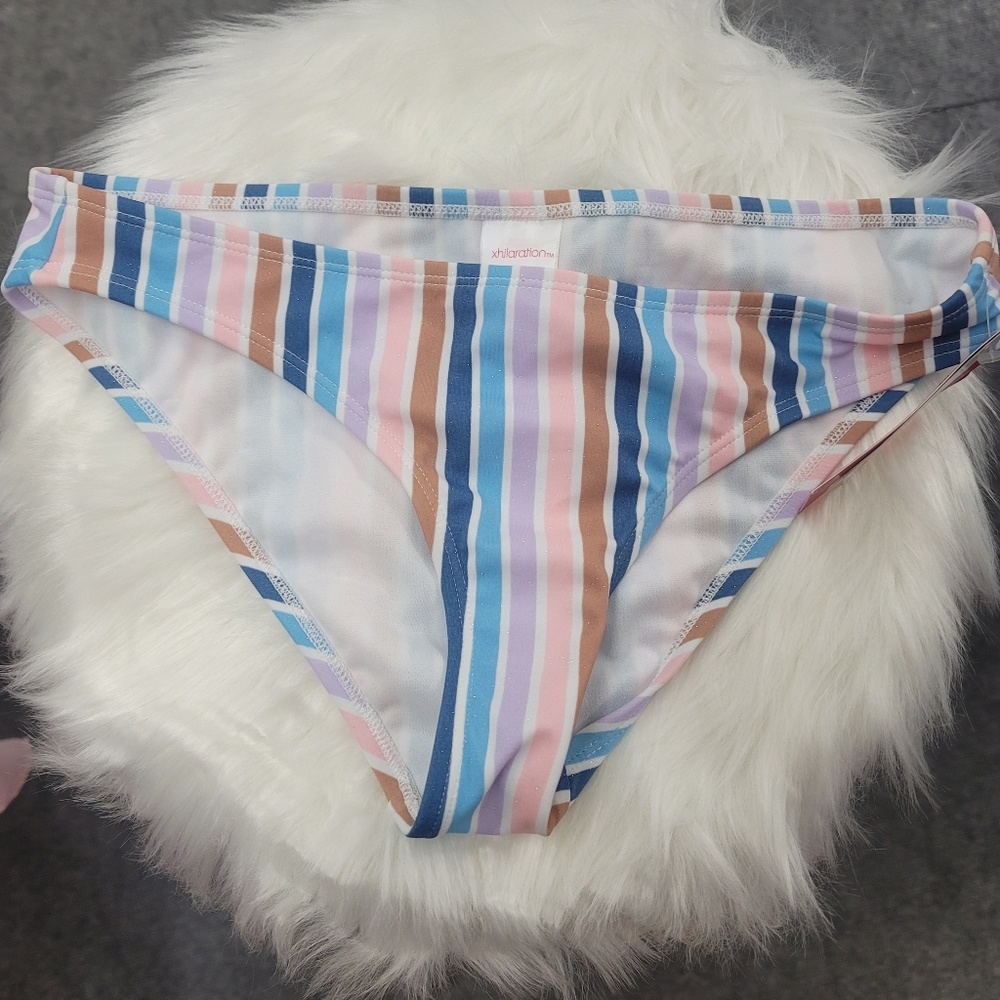NWT Xhilaration Medium women's bikini bottoms